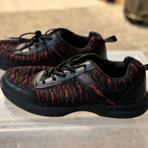 Strike force Men's Black and Red Bowling Shoes